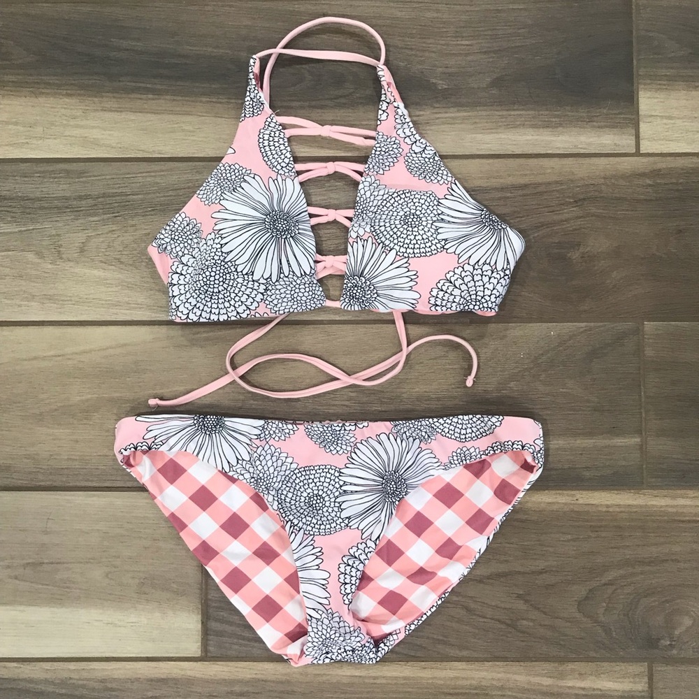 Reversible pink Bikini